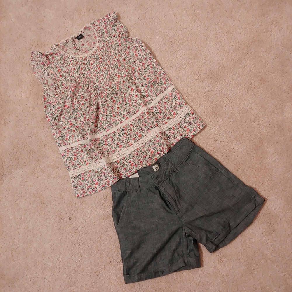 Gap Top